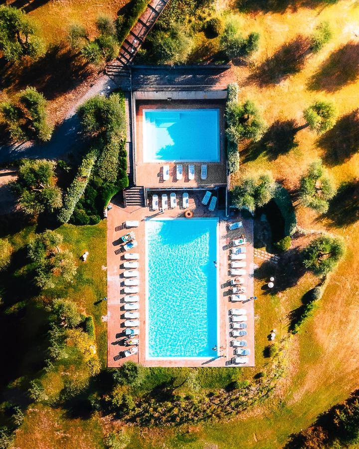 Relax Palazzo Monaci Apartamento Asciano Exterior foto