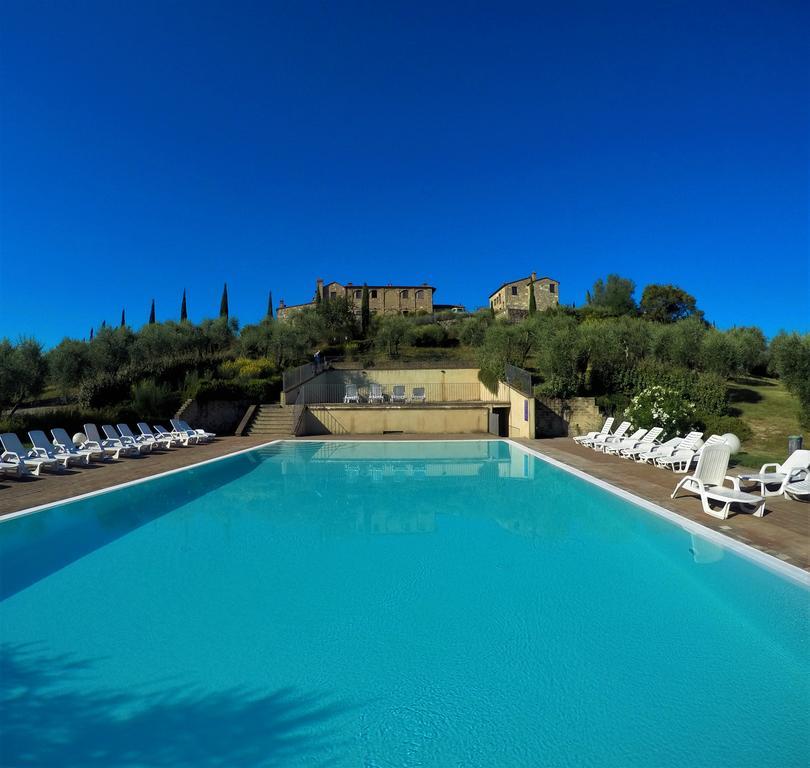 Relax Palazzo Monaci Apartamento Asciano Exterior foto